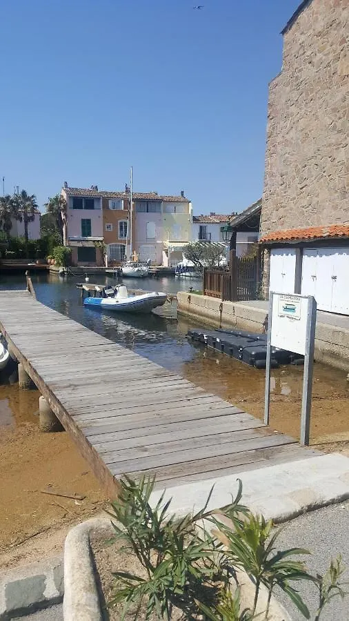Apartament Les Pieds Dans L'Eau Grimaud
