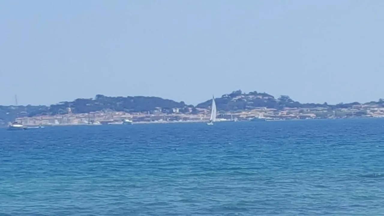 그리모 Les Pieds Dans L'Eau 아파트 0*,  프랑스