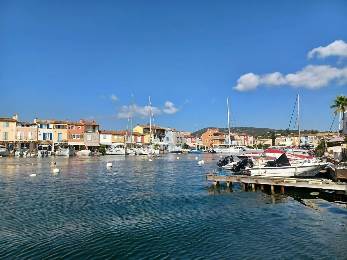 Apartament Les Pieds Dans L'Eau Grimaud Francja